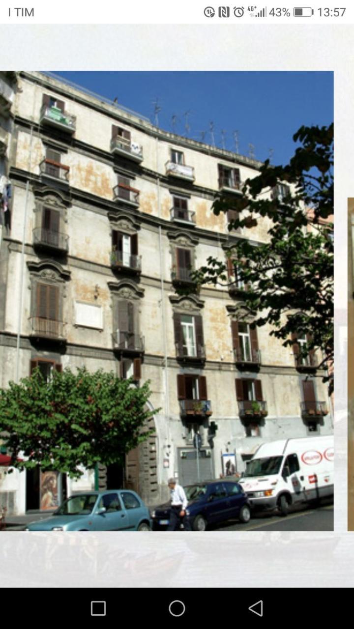 Suitenapolisantalucia Buitenkant foto
